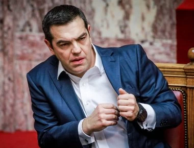 Reuters: «Οι εκλογές είναι οκτώ μήνες μακριά και ο ΣΥΡΙΖΑ παραμένει μακράν πίσω στις δημοσκοπήσεις»